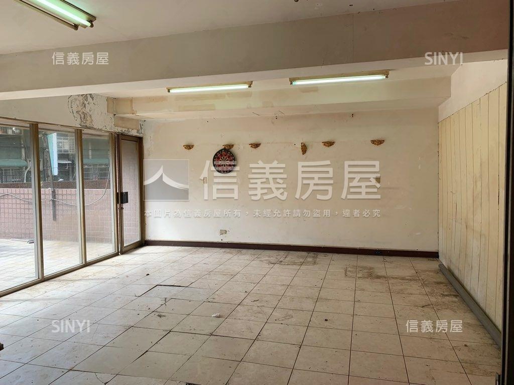 大露台店辦房屋室內格局與周邊環境