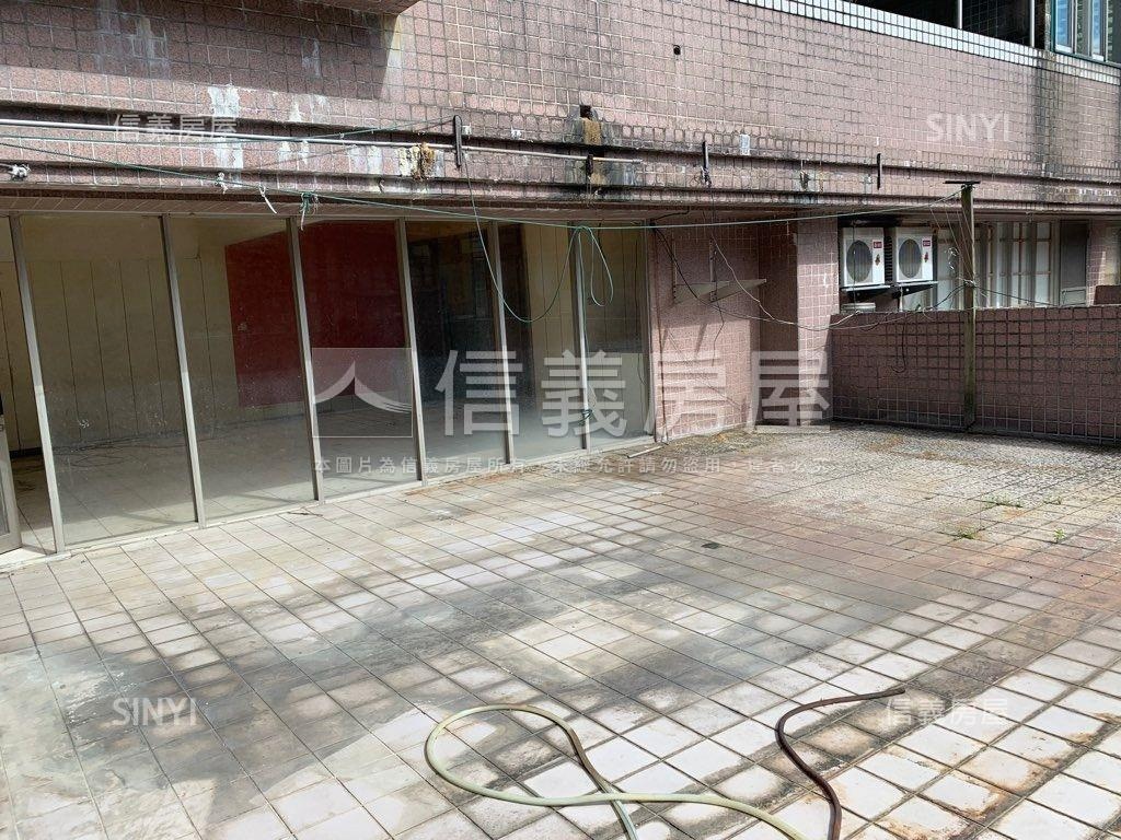 大露台店辦房屋室內格局與周邊環境