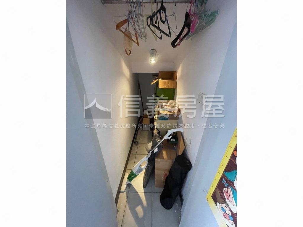玫瑰城精緻樓中樓稀有釋出房屋室內格局與周邊環境
