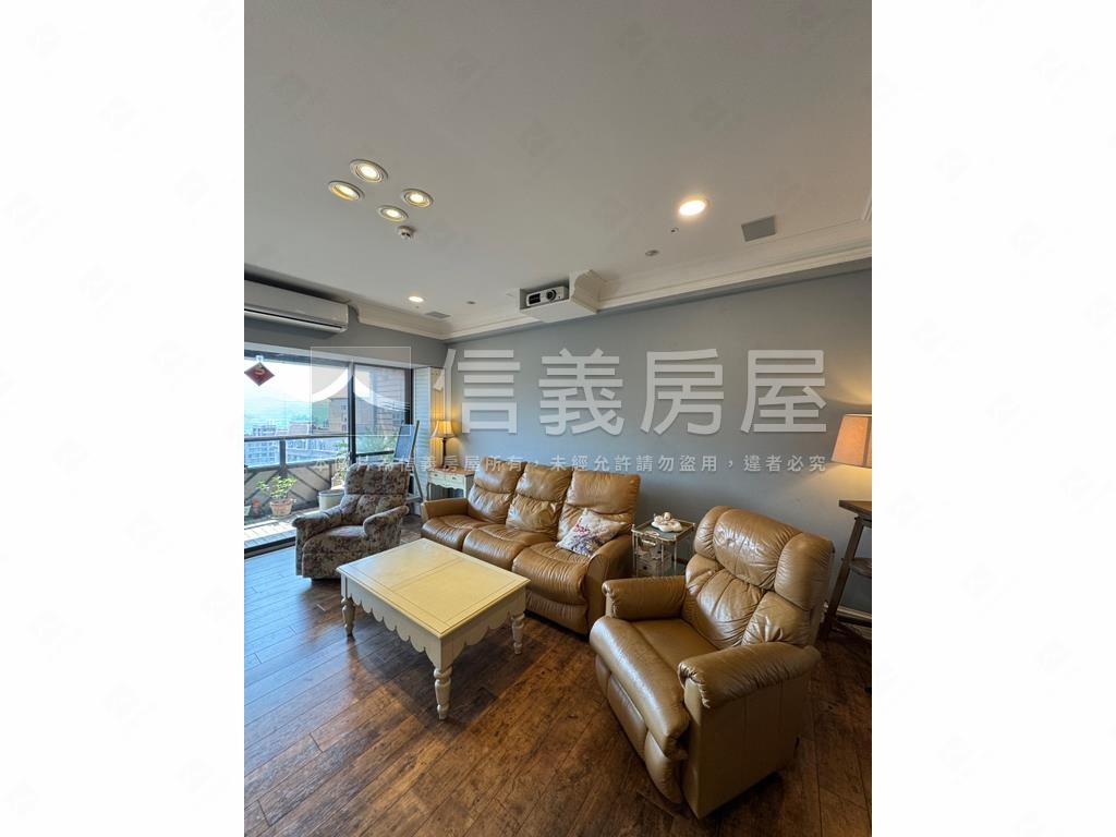 碧連天朝南景觀四房房屋室內格局與周邊環境