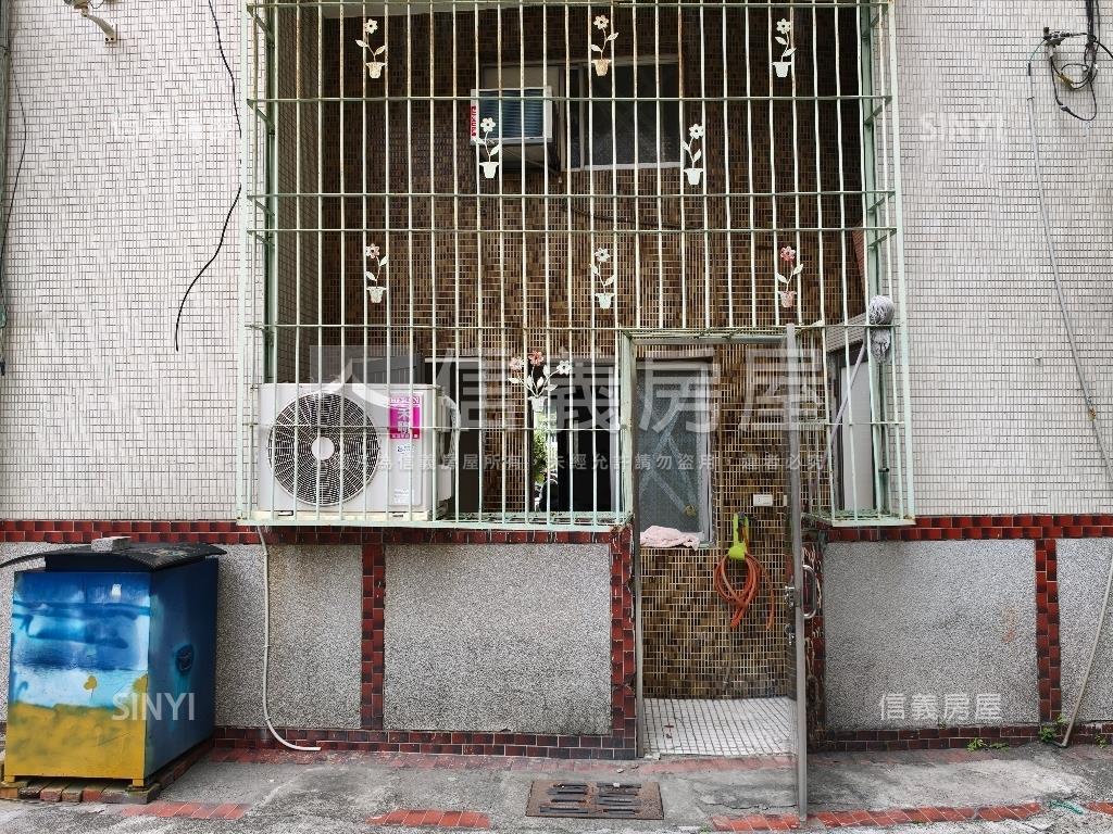 機廠輕軌聚財１＋２樓店住房屋室內格局與周邊環境