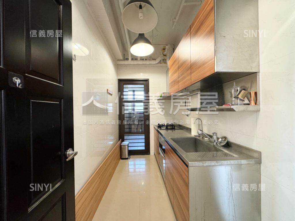 丞石淳公園景觀三房雙車位房屋室內格局與周邊環境