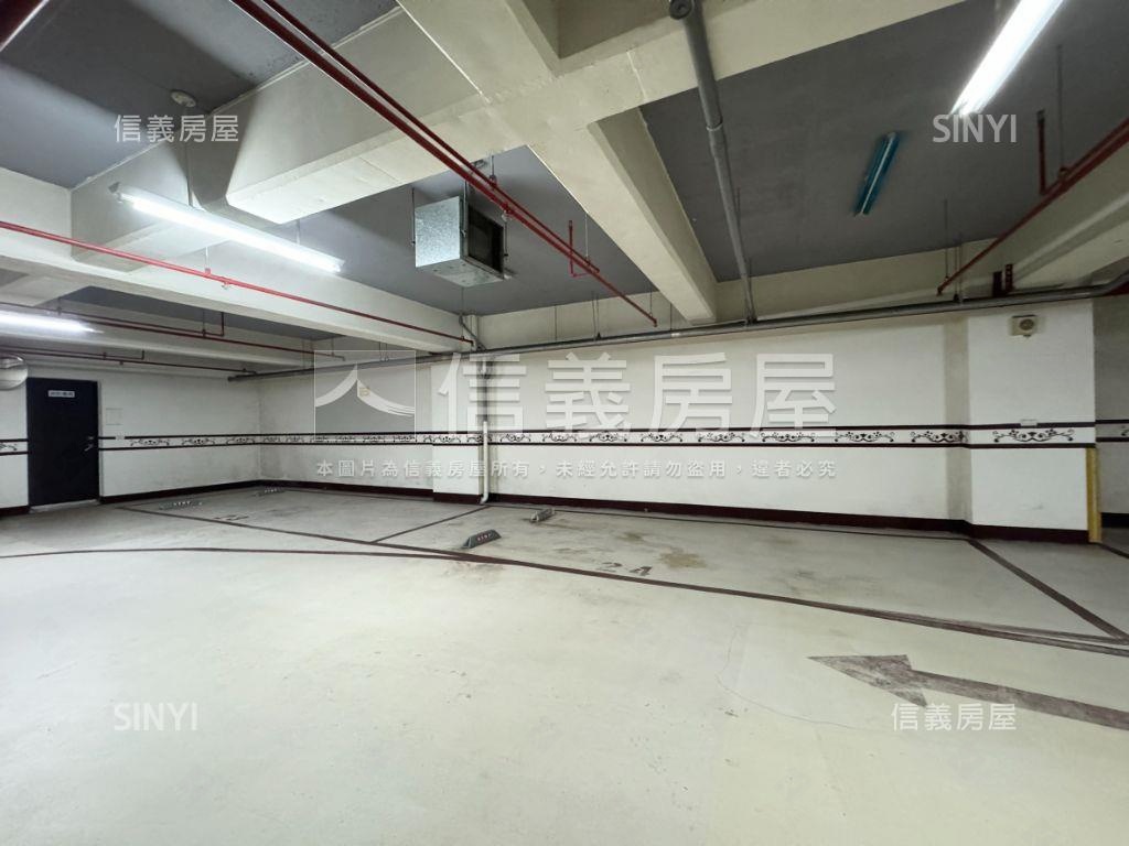 丞石淳公園景觀三房雙車位房屋室內格局與周邊環境