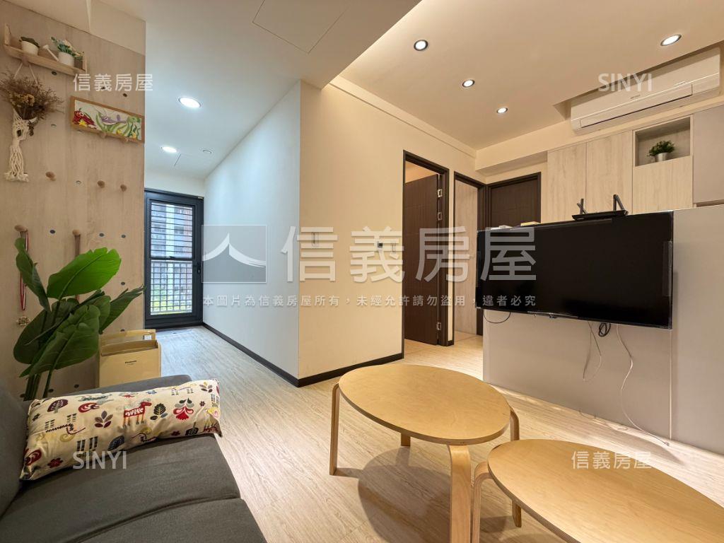 中央公園！輕屋齡兩房平車房屋室內格局與周邊環境