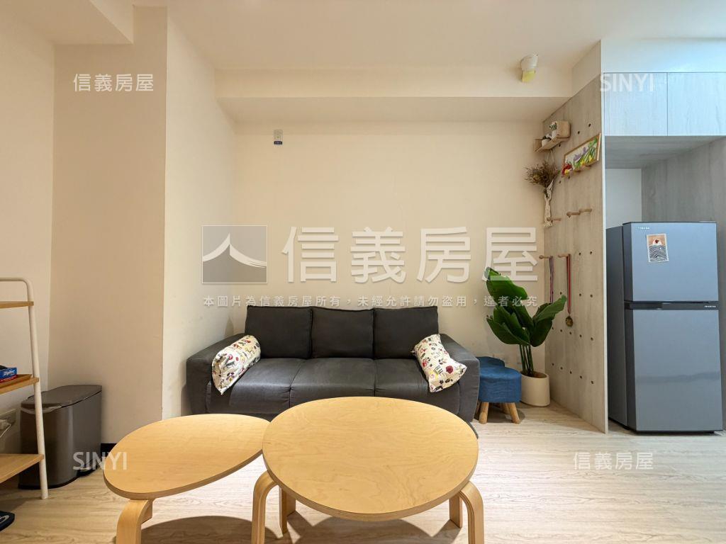 中央公園！輕屋齡兩房平車房屋室內格局與周邊環境