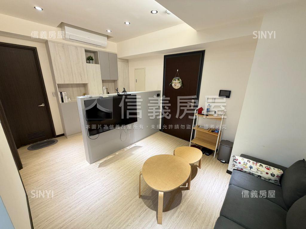 中央公園！輕屋齡兩房平車房屋室內格局與周邊環境