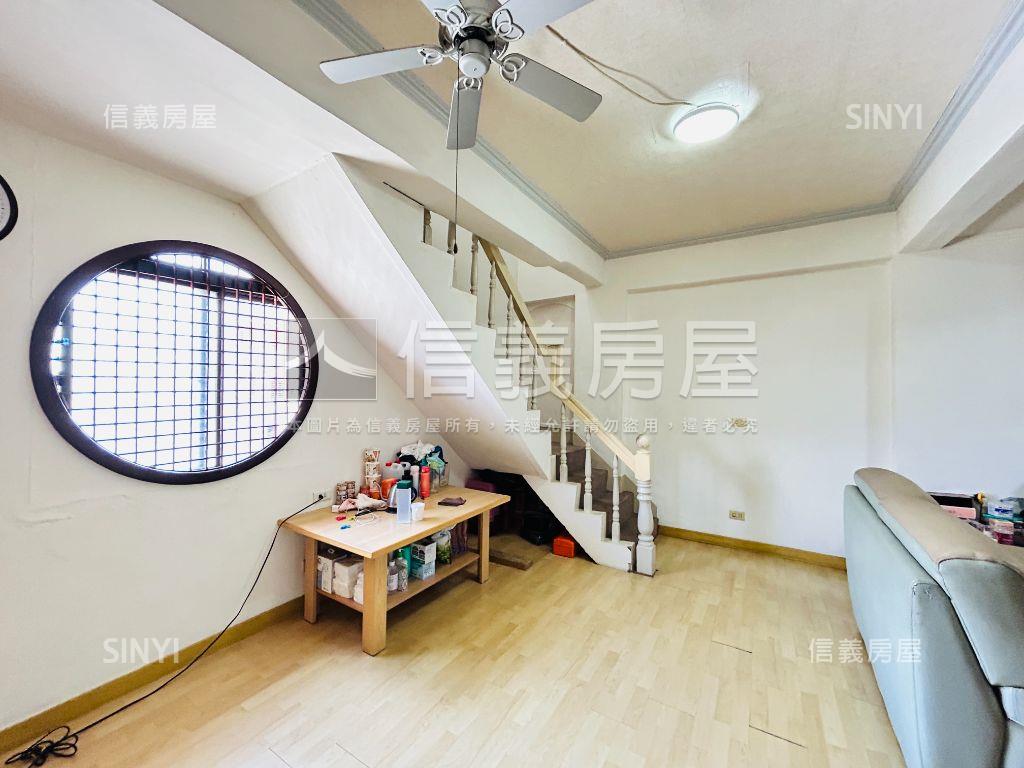 文化北路五樓公寓房屋室內格局與周邊環境