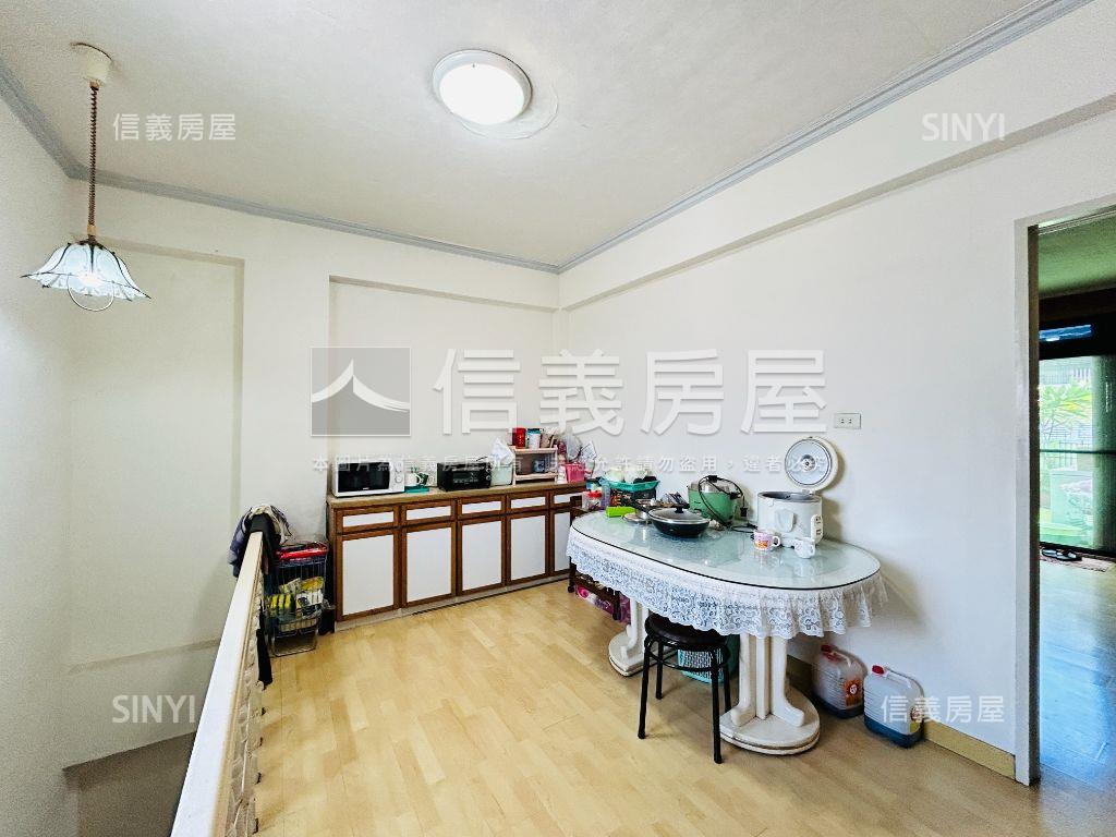 文化北路五樓公寓房屋室內格局與周邊環境