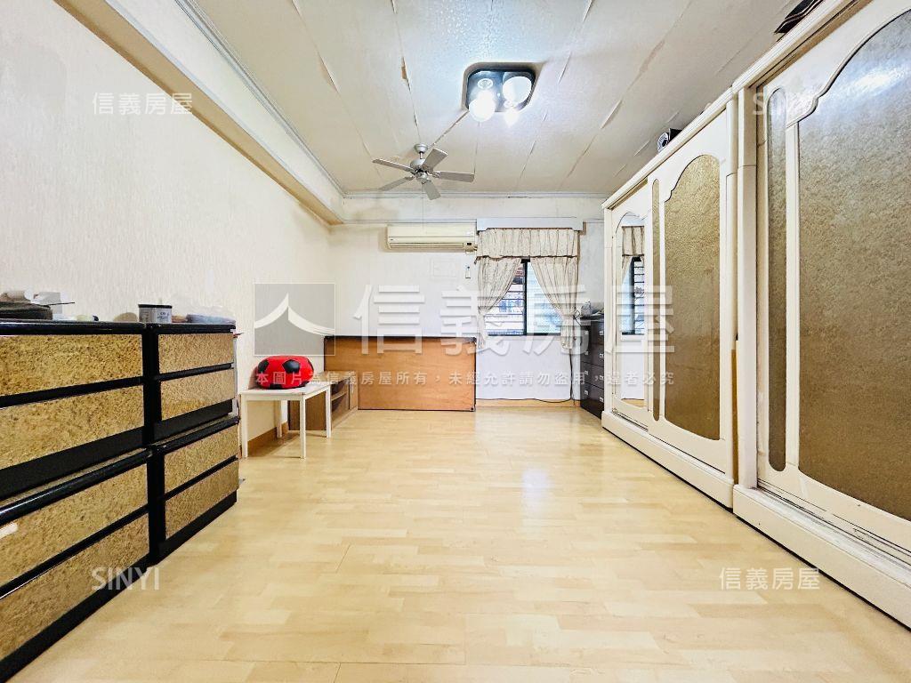 文化北路五樓公寓房屋室內格局與周邊環境