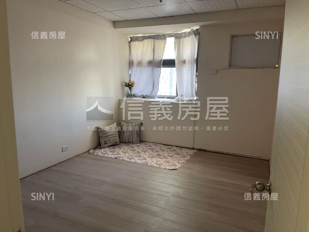 小港康莊國宅三房美宅房屋室內格局與周邊環境
