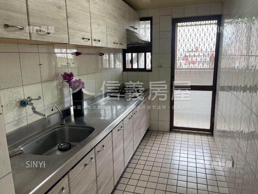 小港康莊國宅三房美宅房屋室內格局與周邊環境