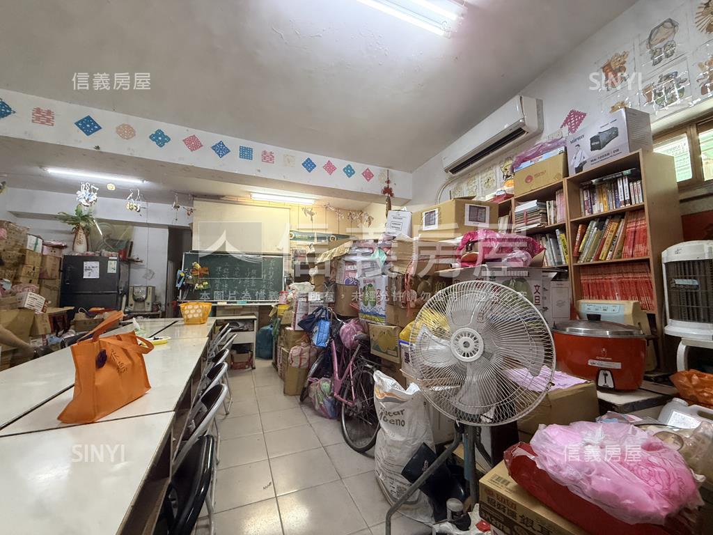 未來捷運邊間一樓（商一）房屋室內格局與周邊環境