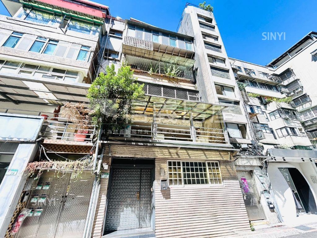 中山商圈４米７傳奇店面房屋室內格局與周邊環境