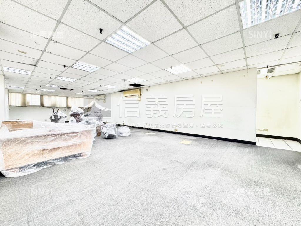 【新接】重慶高樓景觀辦公房屋室內格局與周邊環境