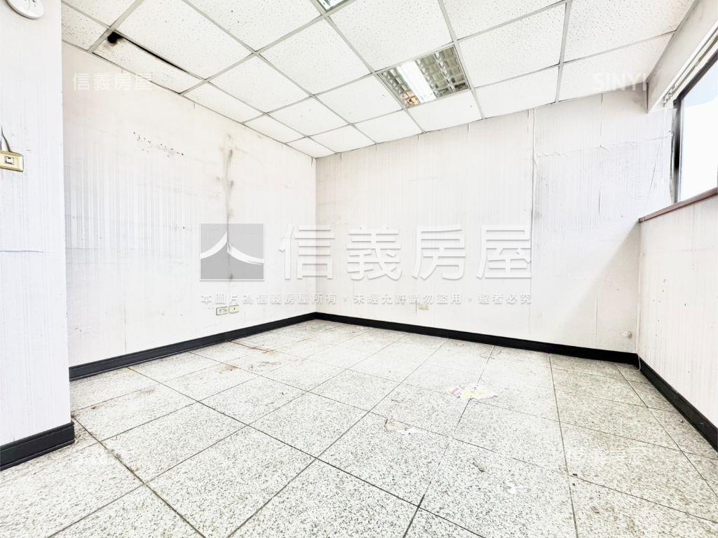 【新接】重慶高樓景觀辦公房屋室內格局與周邊環境