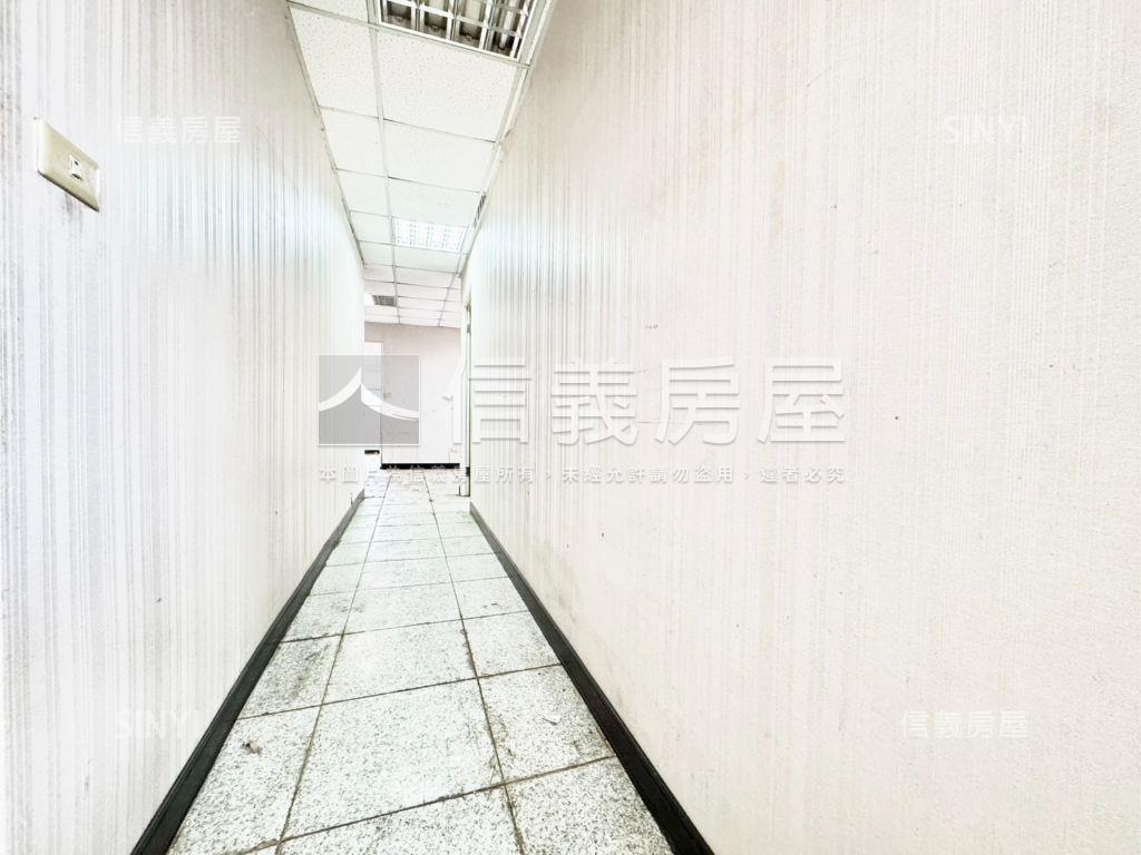 【新接】重慶高樓景觀辦公房屋室內格局與周邊環境