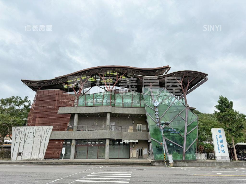 低總價新興街稀有釋出房屋室內格局與周邊環境