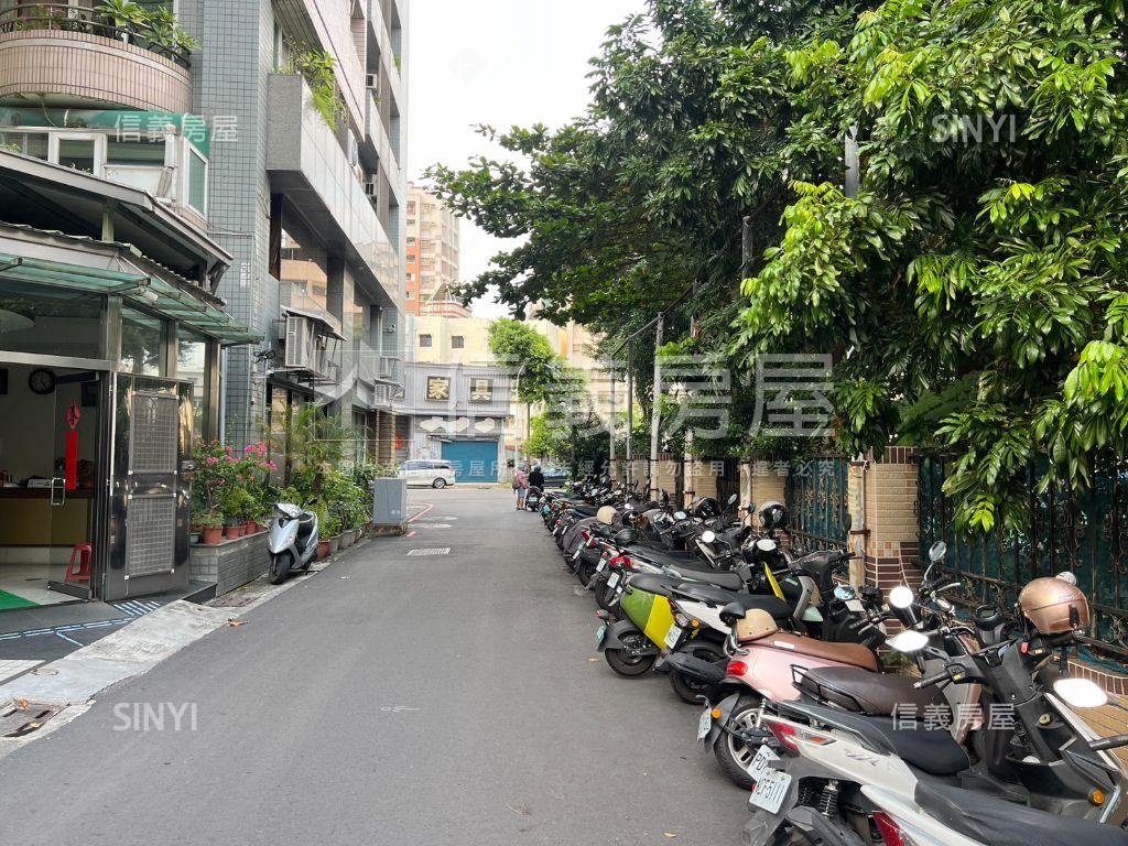 雙陽明學區四房平車景觀宅房屋室內格局與周邊環境