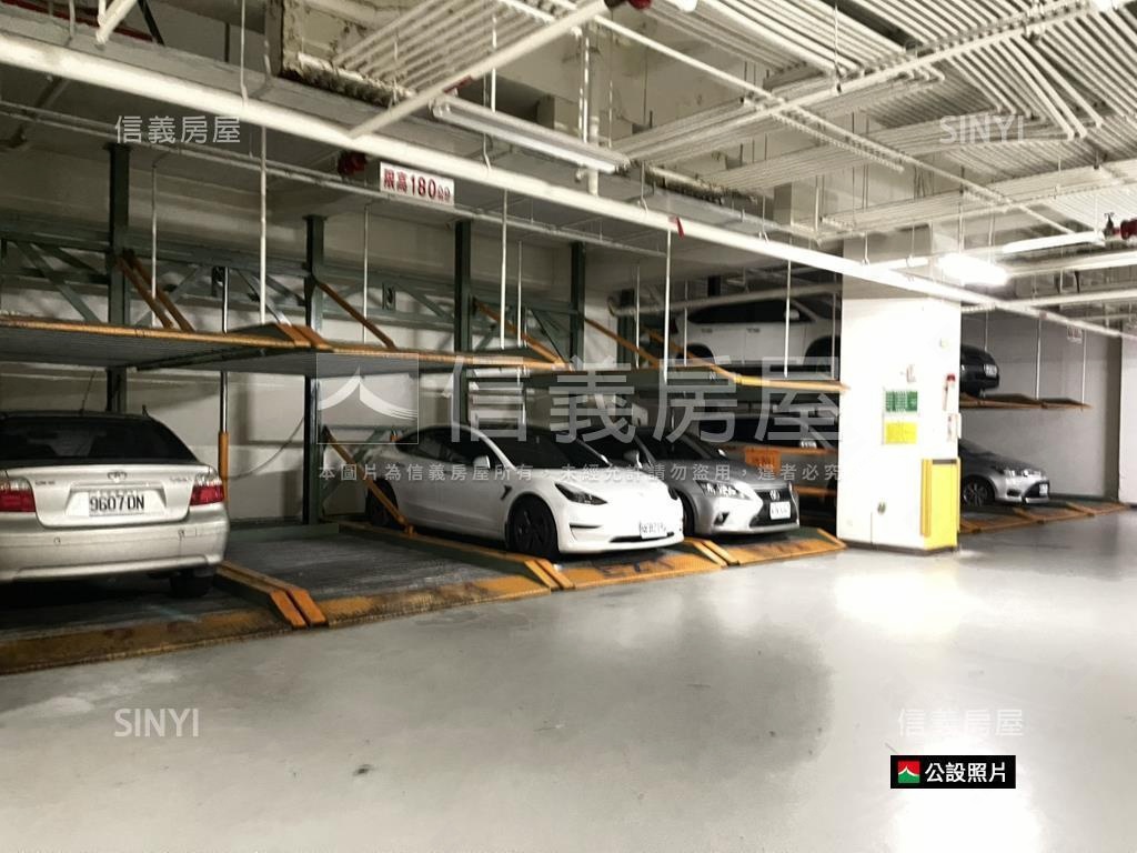 鳳凰君悅雅緻挑高溫泉屋房屋室內格局與周邊環境