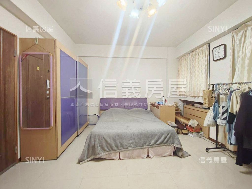 水景透天美墅家的模樣房屋室內格局與周邊環境