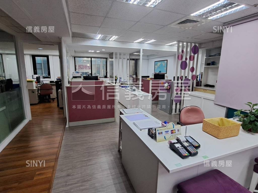 復興燙金氣派辦公房屋室內格局與周邊環境