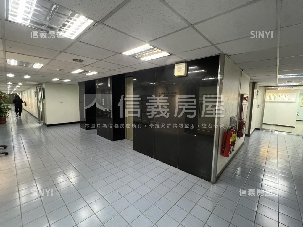 復興燙金氣派辦公房屋室內格局與周邊環境
