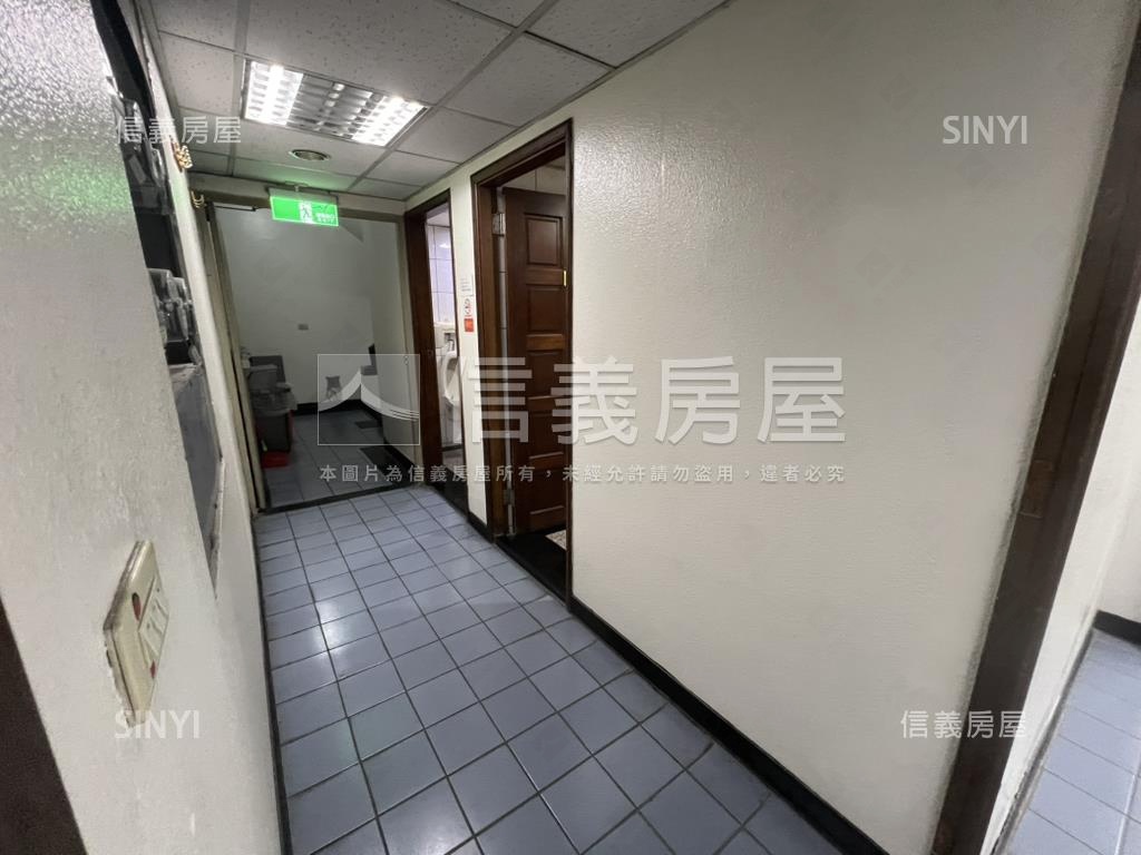 復興燙金氣派辦公房屋室內格局與周邊環境