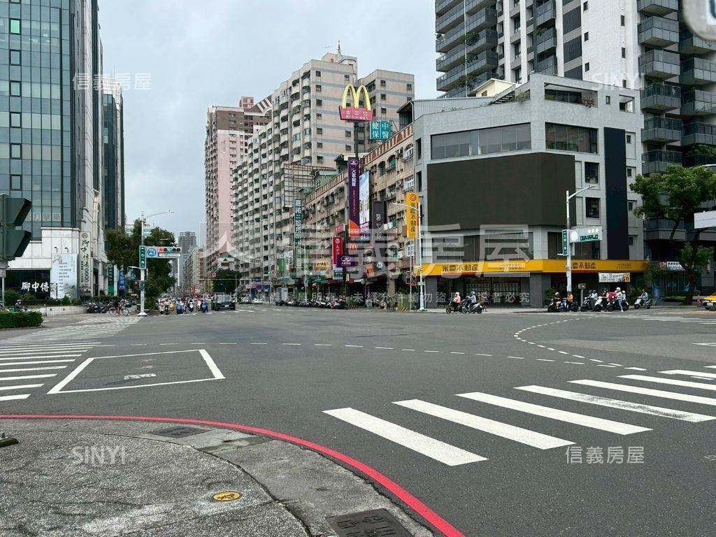 一心路大地坪角窗透店房屋室內格局與周邊環境