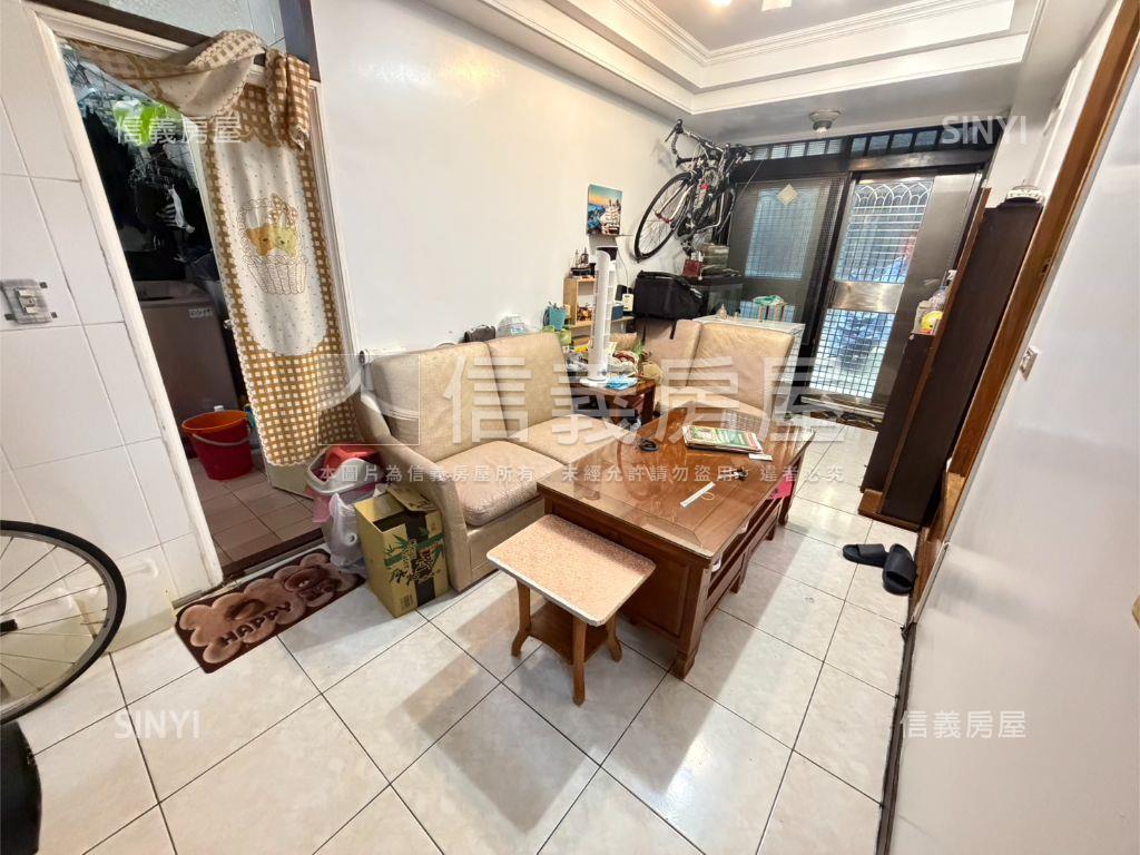 【首購摯愛】自強街兩房房屋室內格局與周邊環境