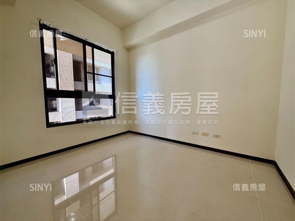 ｉＰａｒｋ三房平車面公園房屋室內格局與周邊環境