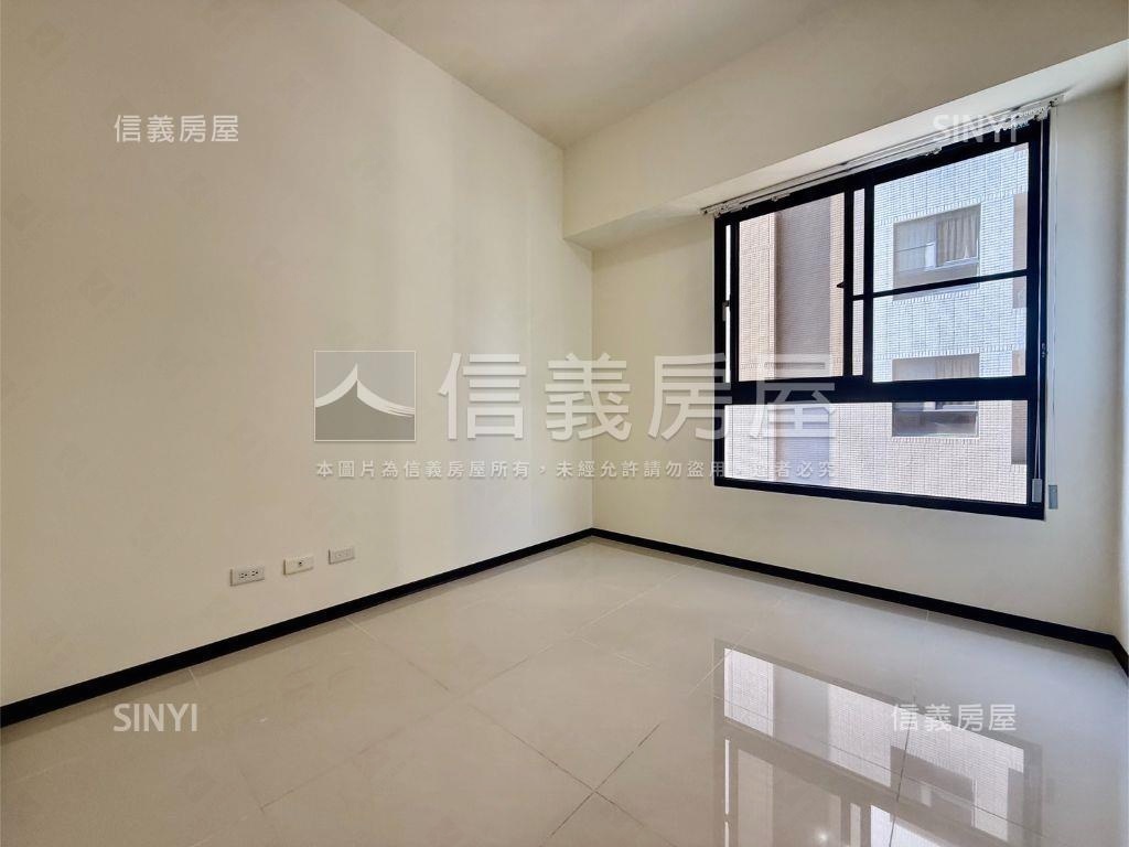 ｉＰａｒｋ三房平車面公園房屋室內格局與周邊環境