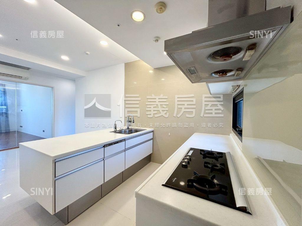 坤山和謙視野四房房屋室內格局與周邊環境