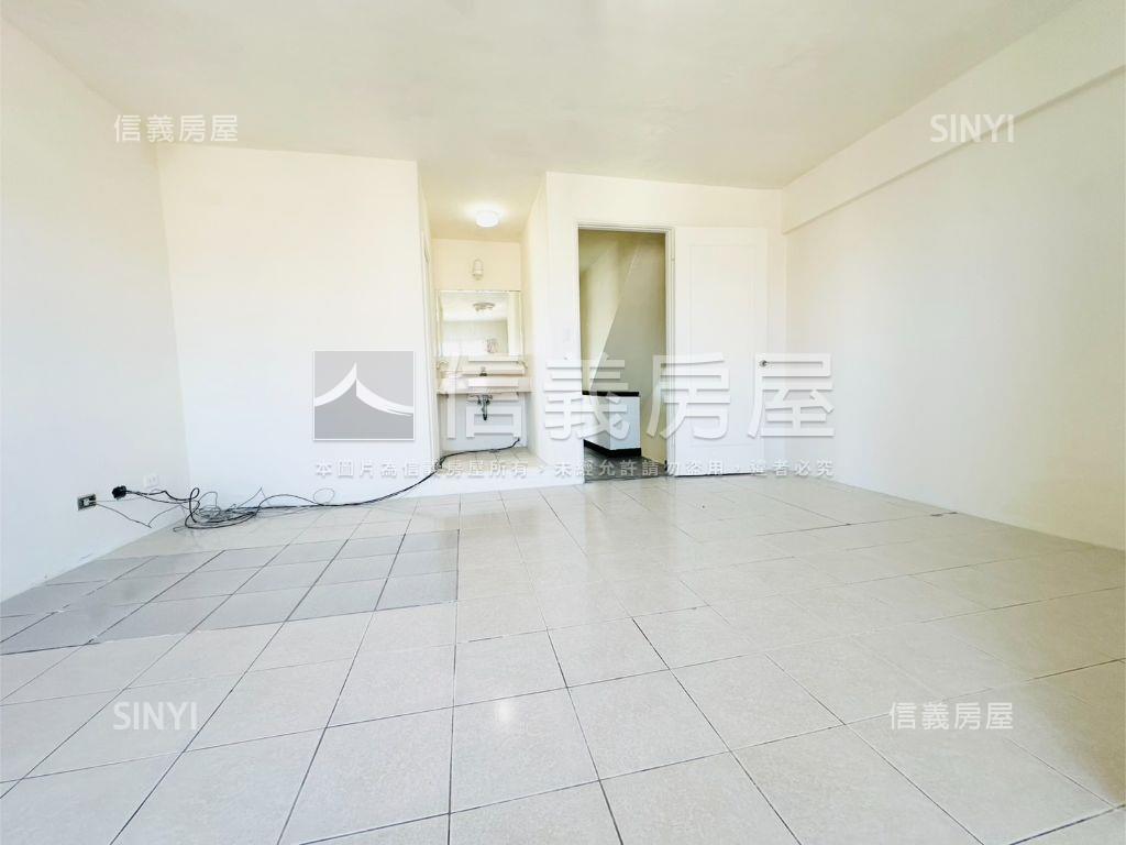 黎明邊間大藍天房屋室內格局與周邊環境