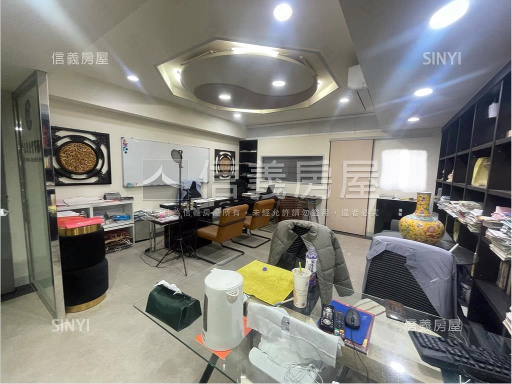 商業辦公工作室房屋室內格局與周邊環境