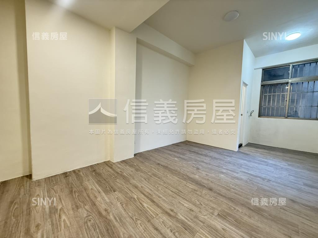 正中興路大空間賺錢透店房屋室內格局與周邊環境