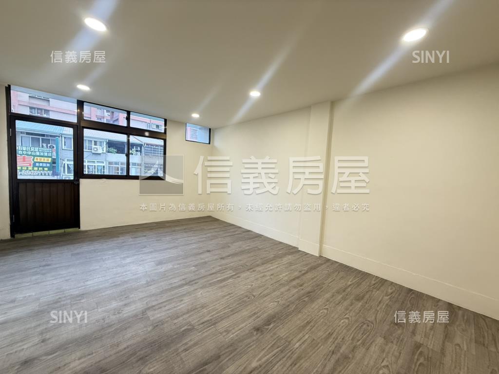 正中興路大空間賺錢透店房屋室內格局與周邊環境