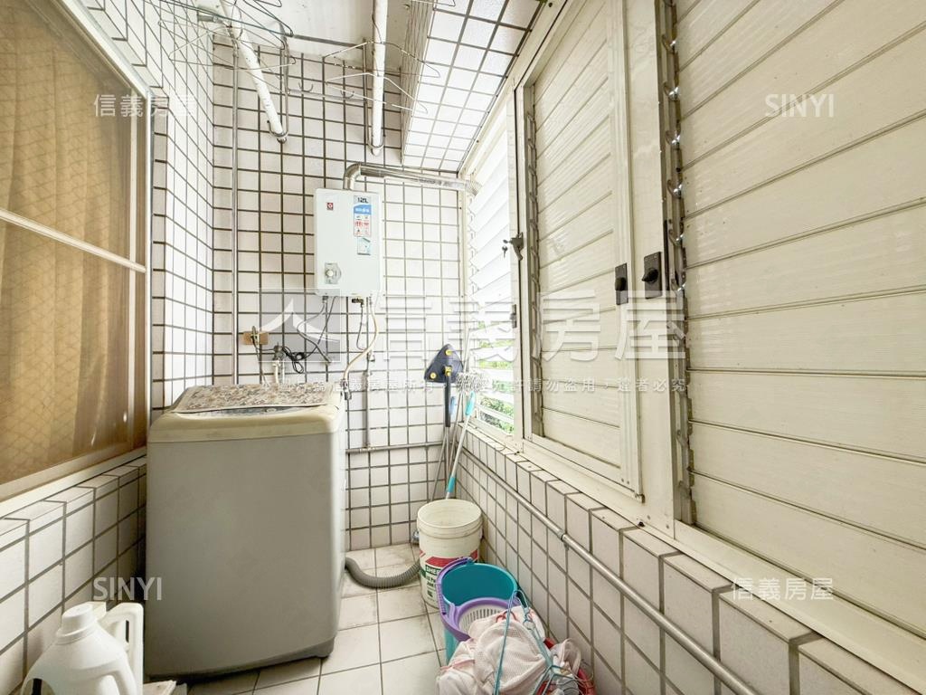 美術園道旁大三房車位房屋室內格局與周邊環境