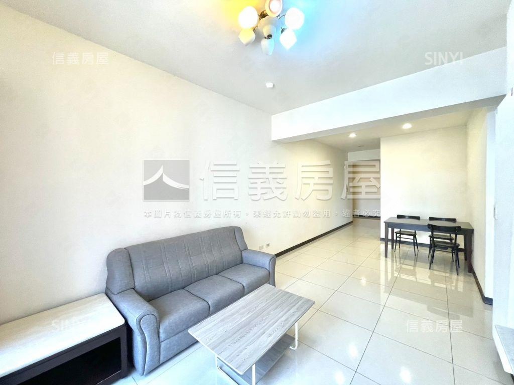 鴻築中高樓層採光兩房車位房屋室內格局與周邊環境