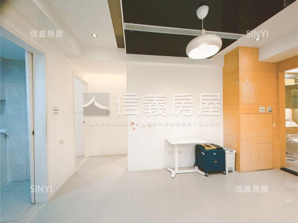 圓頂藝術廳近薇閣２＋１房房屋室內格局與周邊環境