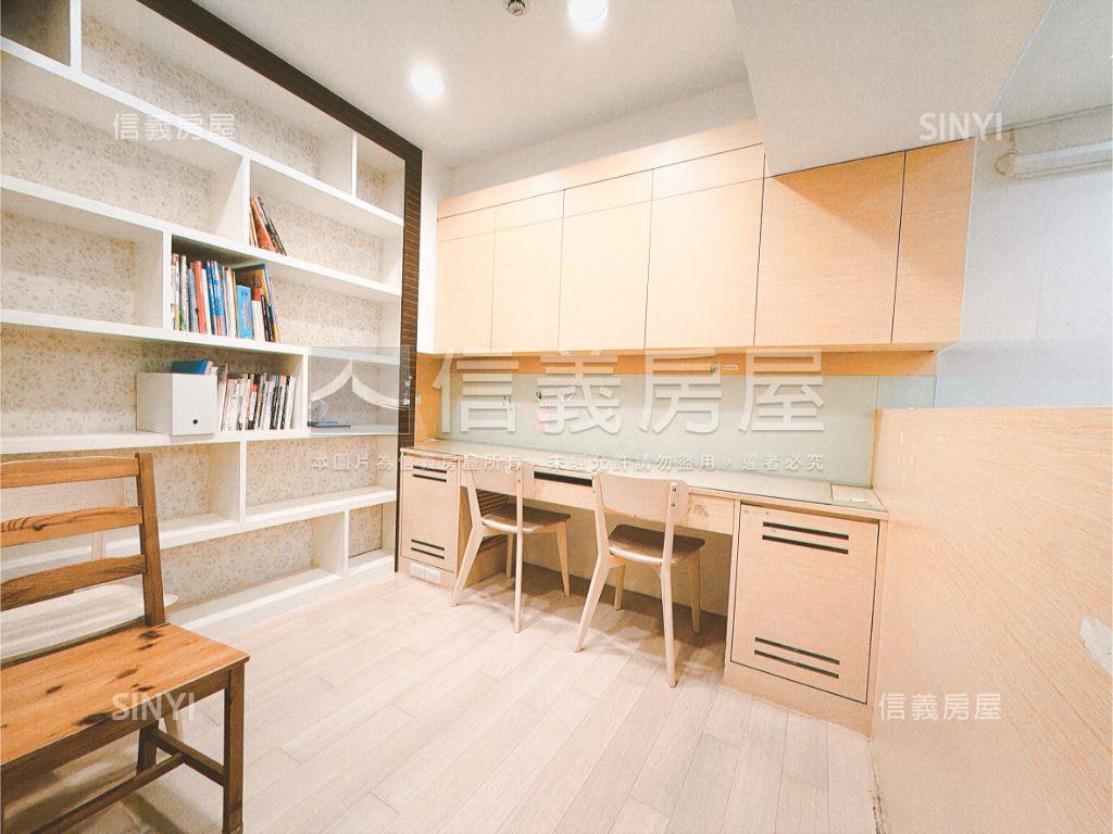 圓頂藝術廳近薇閣２＋１房房屋室內格局與周邊環境