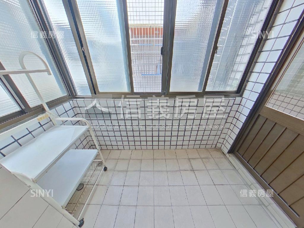 樹孝商圈低總價三房房屋室內格局與周邊環境