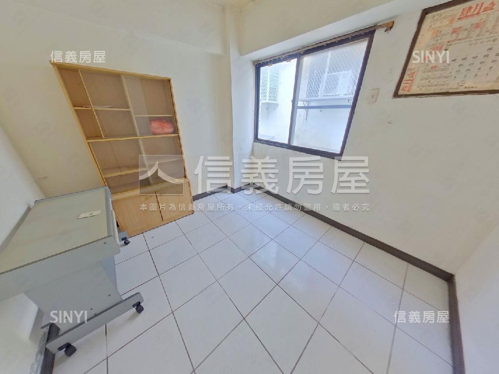 樹孝商圈低總價三房房屋室內格局與周邊環境