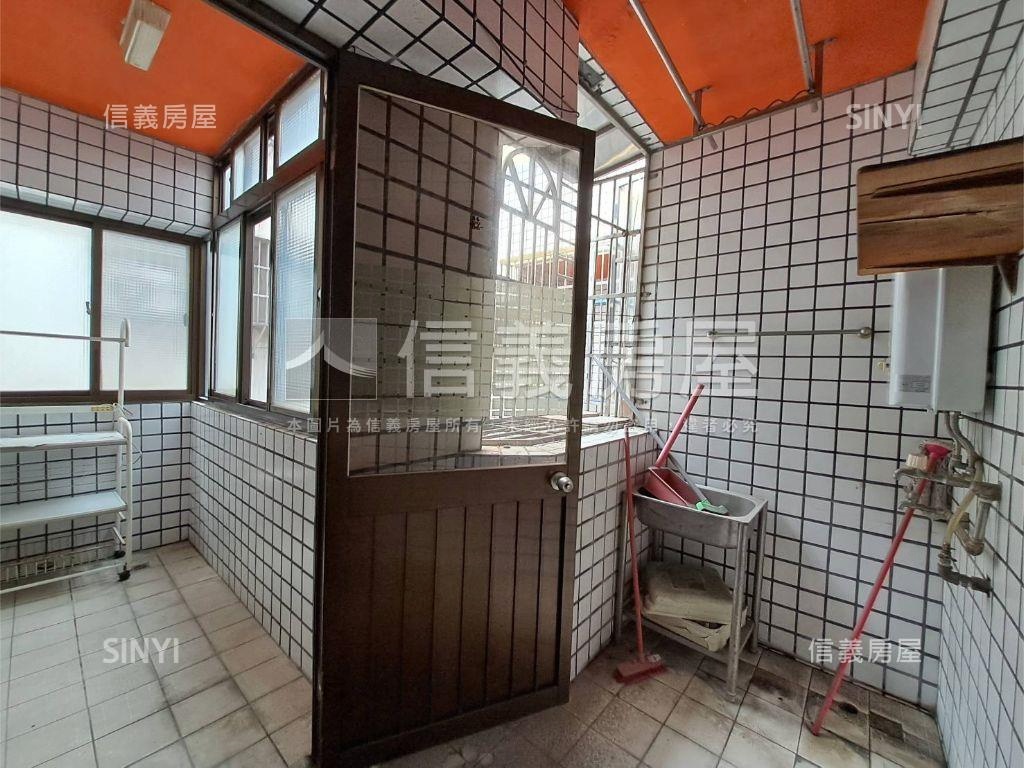 樹孝商圈低總價三房房屋室內格局與周邊環境