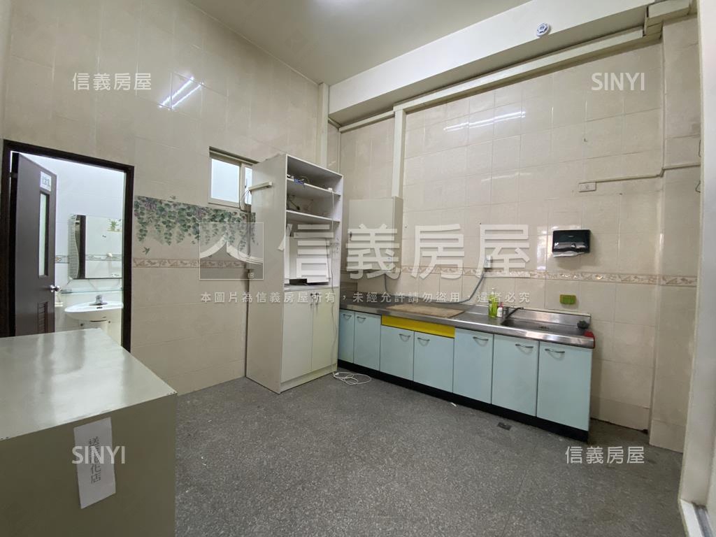 正大埔路邊間金店面房屋室內格局與周邊環境