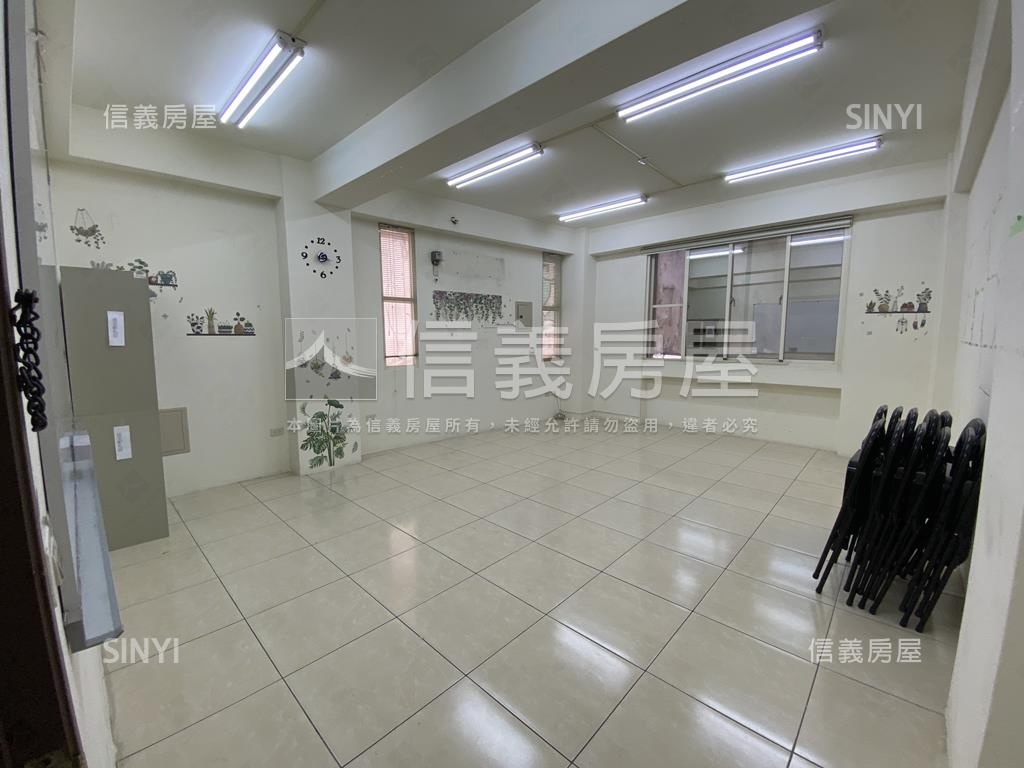 正大埔路邊間金店面房屋室內格局與周邊環境