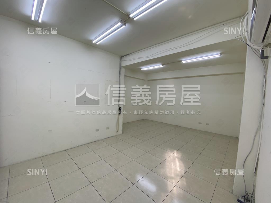 正大埔路邊間金店面房屋室內格局與周邊環境