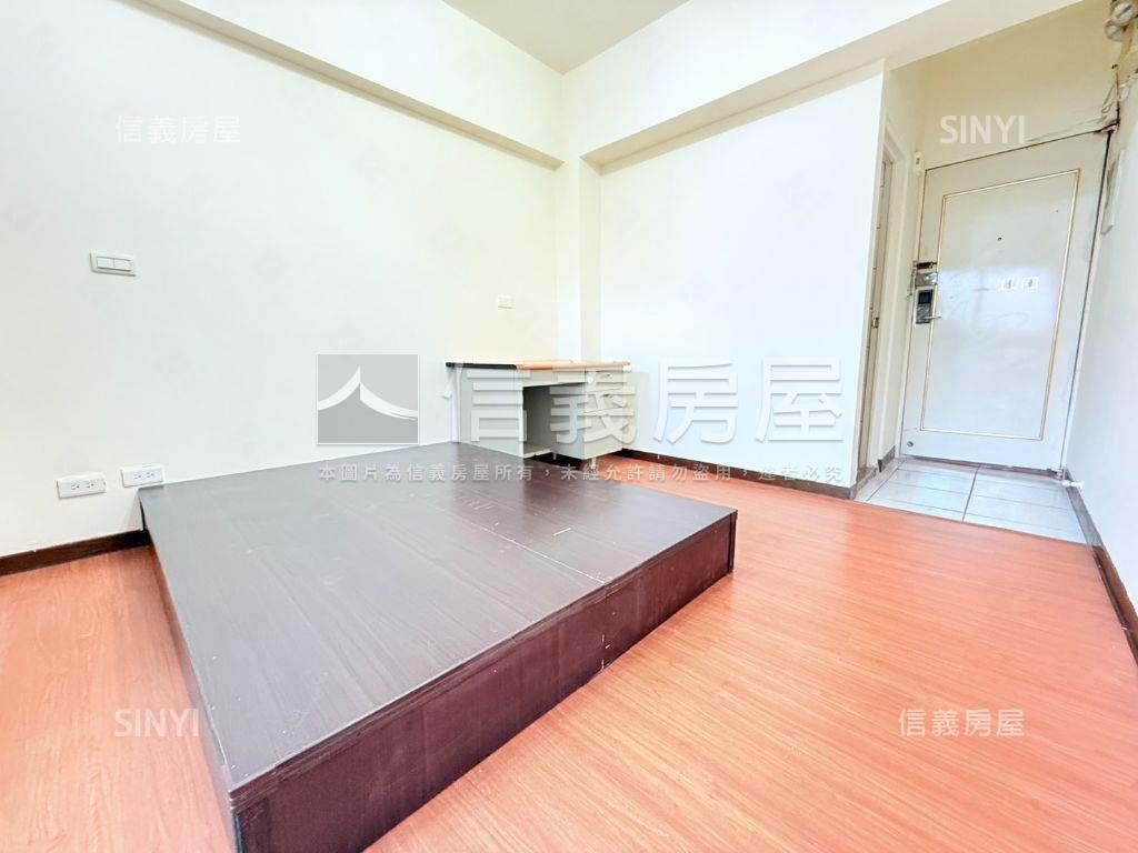 逢甲商圈套房樹梢戶房屋室內格局與周邊環境