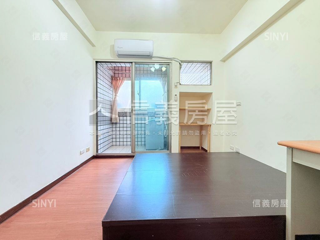 逢甲商圈套房樹梢戶房屋室內格局與周邊環境