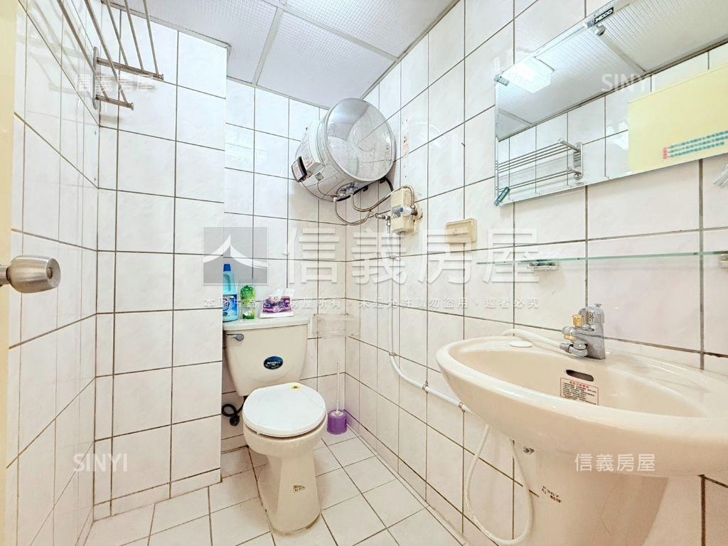 逢甲商圈套房樹梢戶房屋室內格局與周邊環境