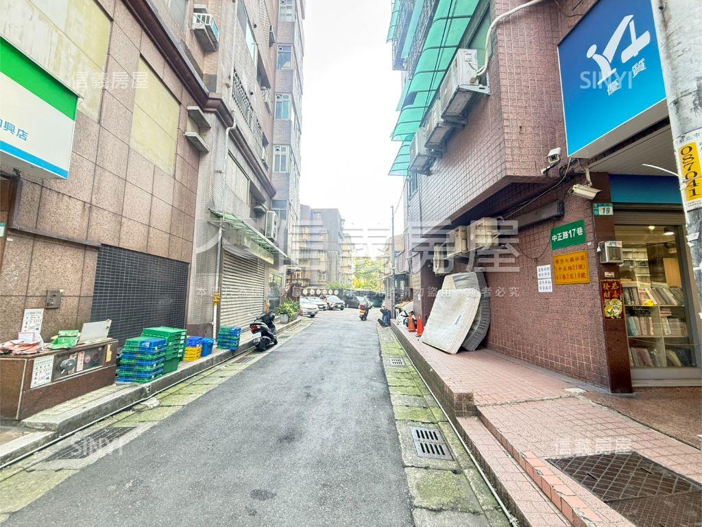 景安捷運摩登時尚首購套房房屋室內格局與周邊環境